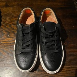 Gentle souls women’s size 8 by Kenneth Cole